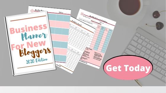 Looking for a planner to keep all of your blogging tasks in one place. Download this free printable business planner designed for new bloggers. 
